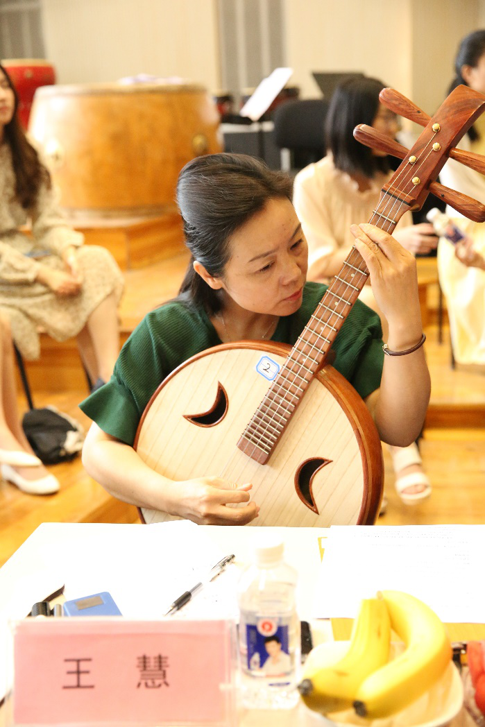 王慧副教授担任乐器声学品质评委